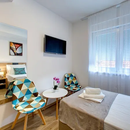 Floris Гостевой дом Мостар