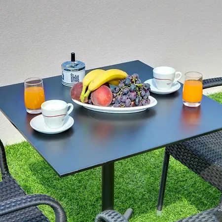 Floris Гостевой дом