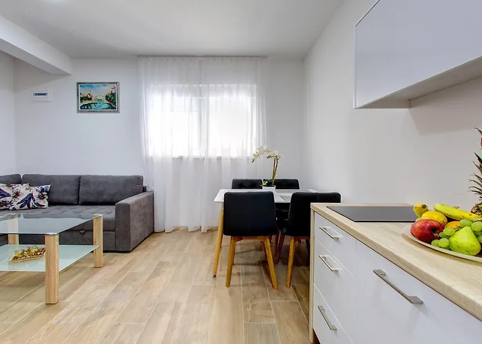 ゲストハウス Floris モスタル