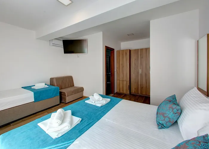 Floris 3* モスタル